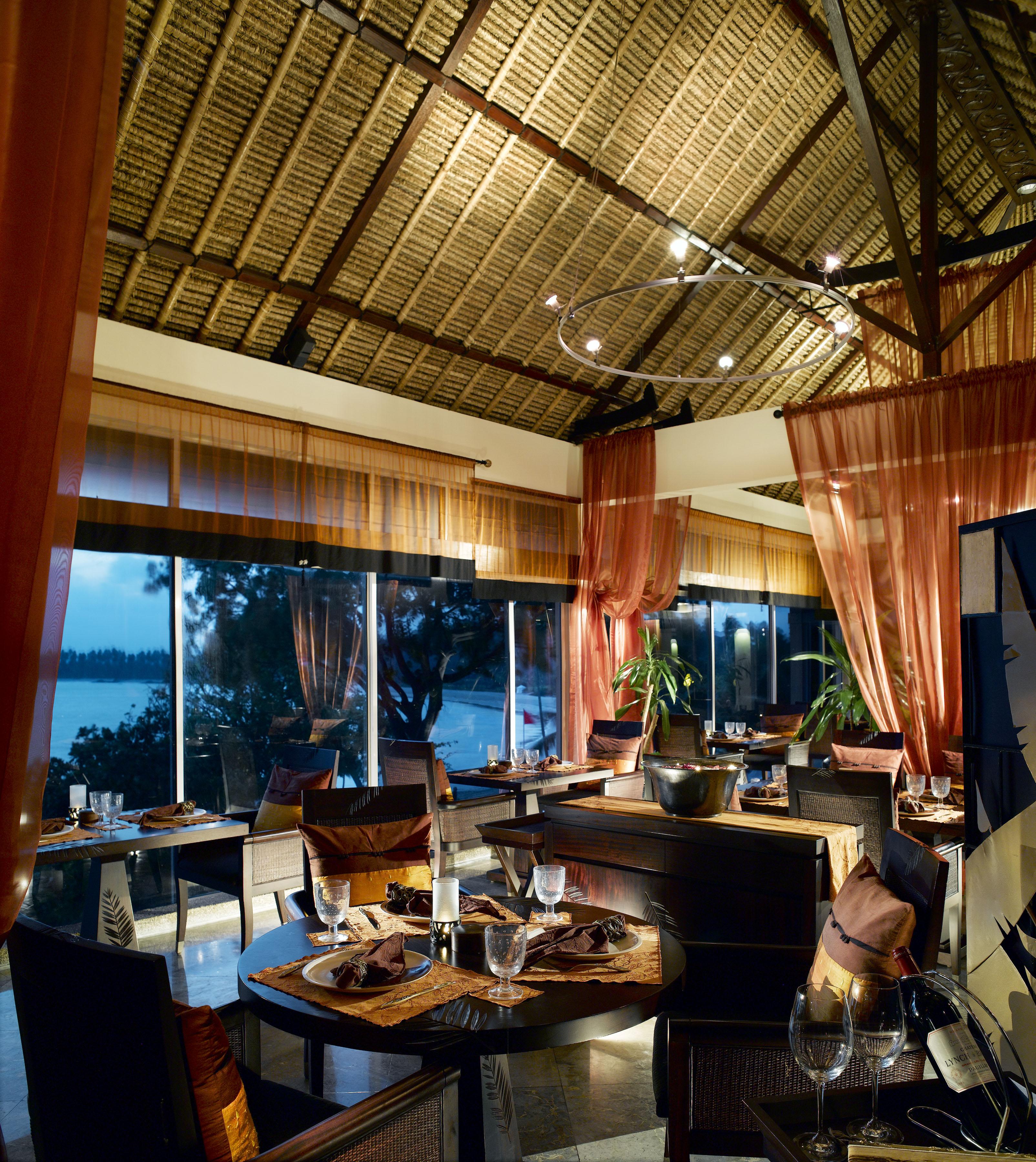 Отель Banyan Tree Bintan Лагой Ресторан фото